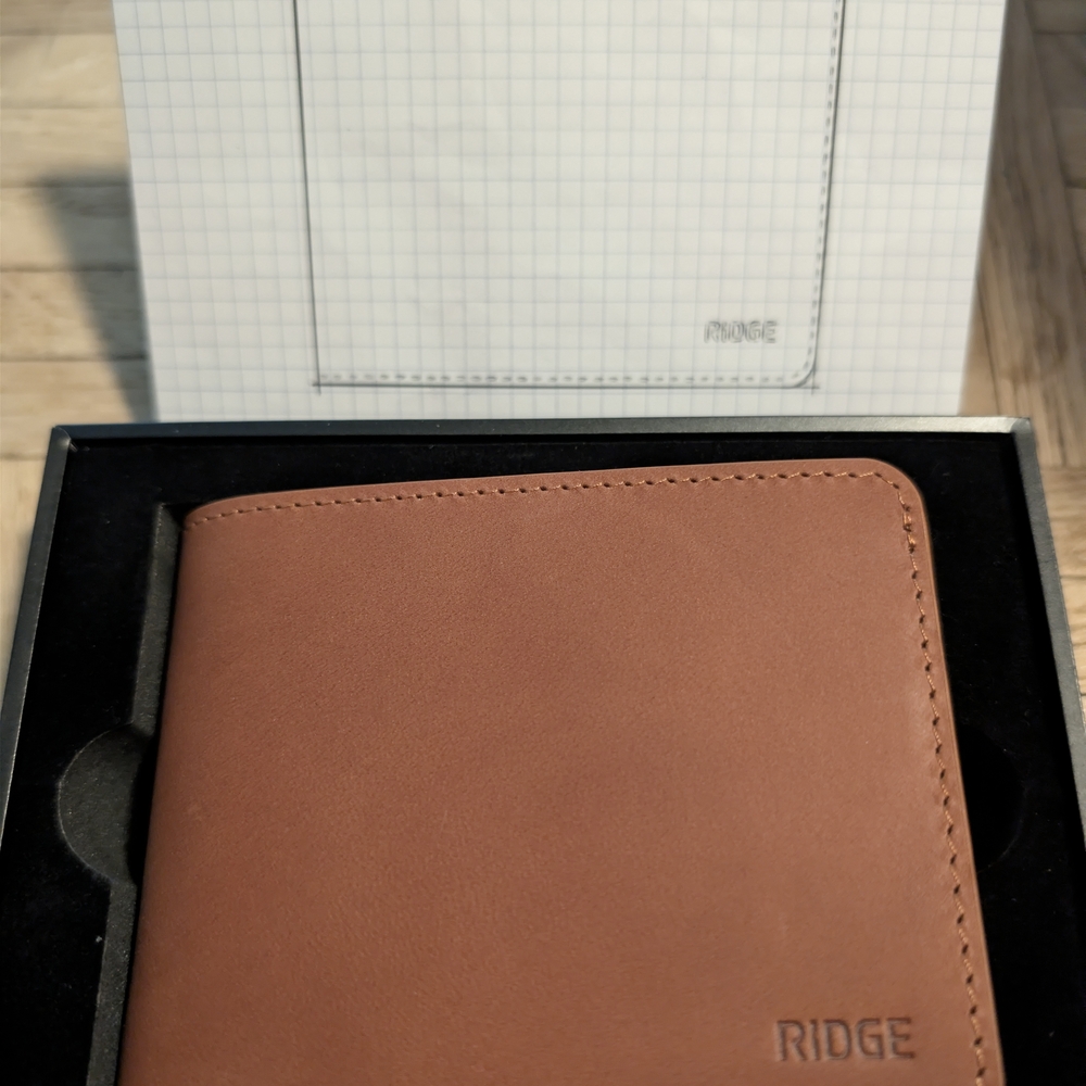Ridge Leather Billfold Wallet